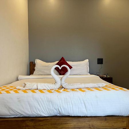 Hotel Baga Bay 200 Meters From Baga Beach Екстер'єр фото